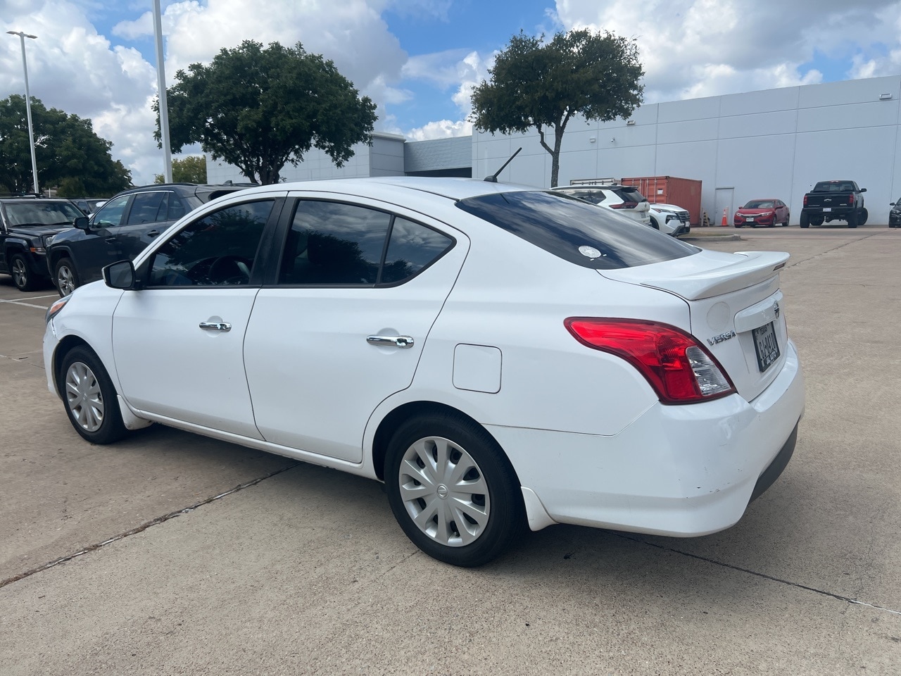 Used 2016 Nissan Versa Sedan SV with VIN 3N1CN7AP7GL918427 for sale in Frisco, TX