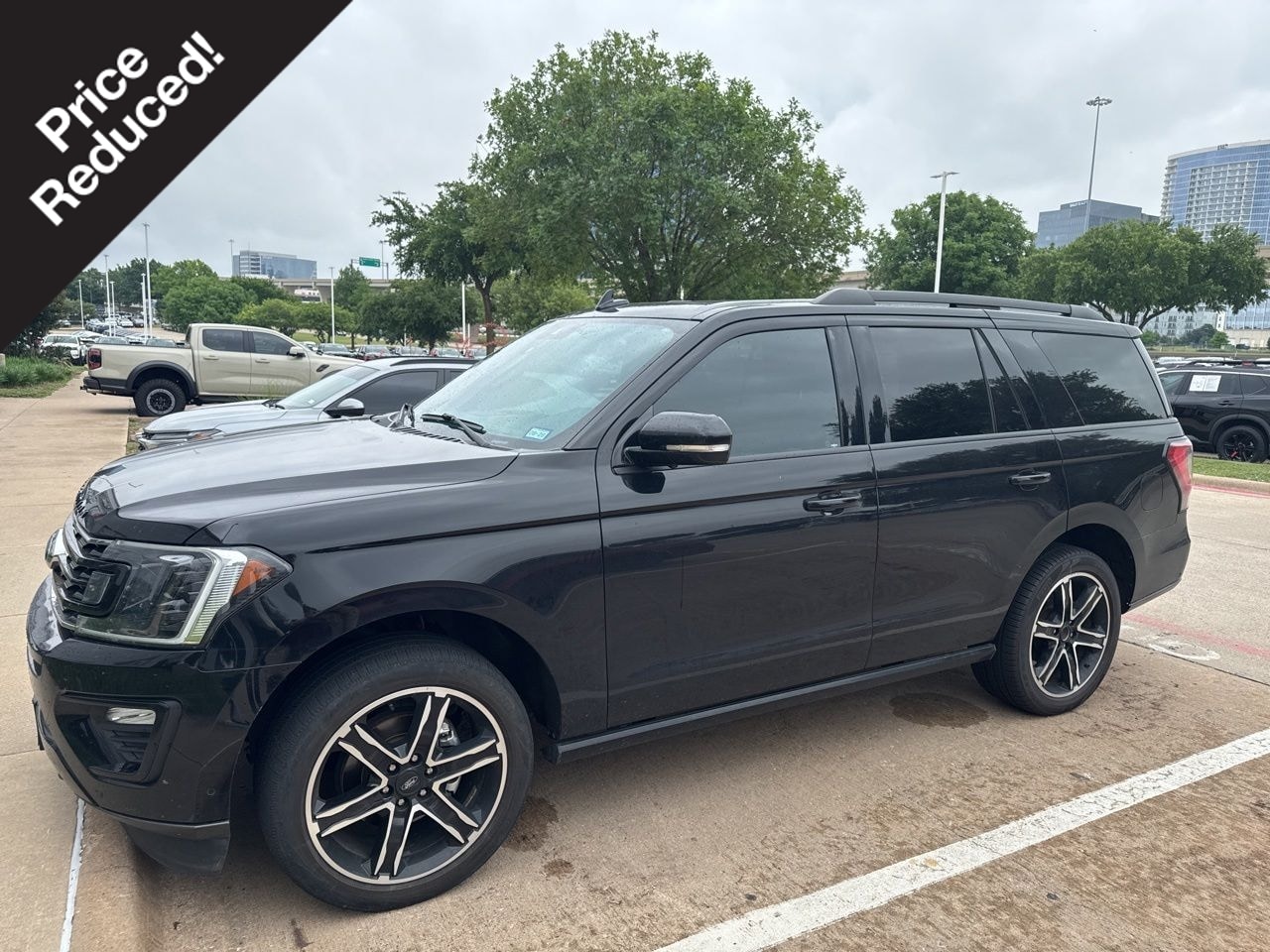 2021 Ford Expedition Limited 4X4's photo
