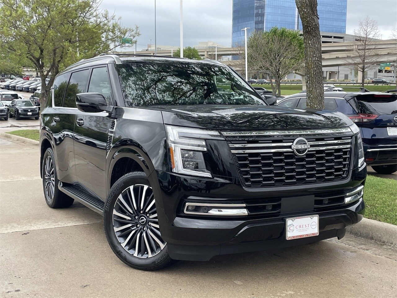 2025 Nissan Armada Platinum Reserve photo 2