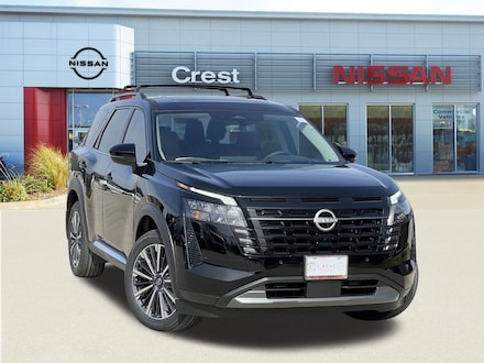 2026 Nissan Pathfinder Platinum SUV