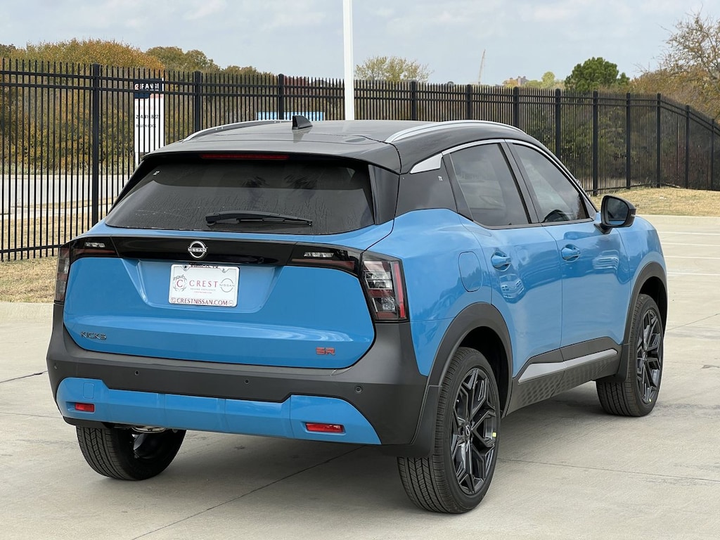 New 2026 Nissan Kicks SR SUV