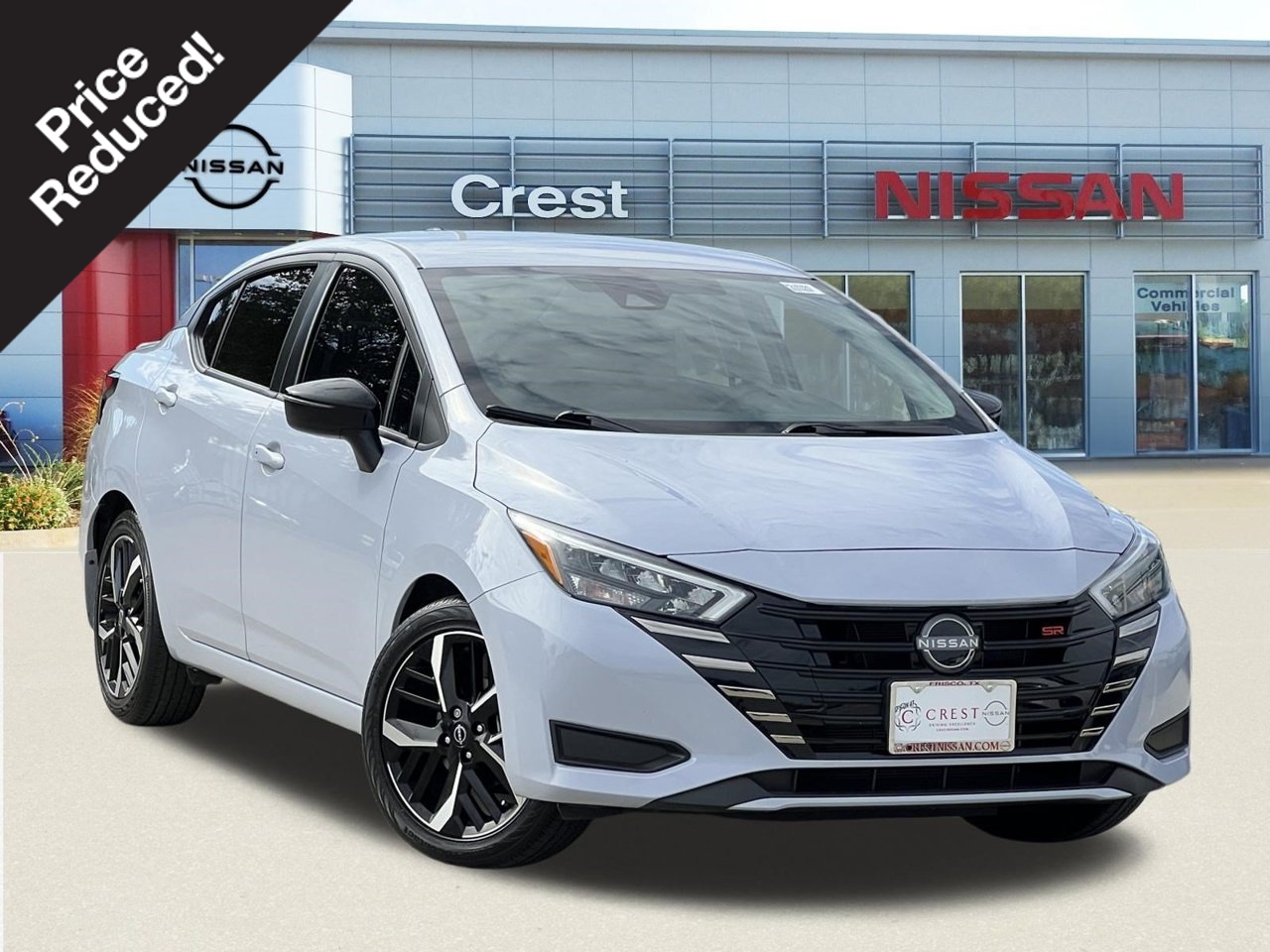 2025 Nissan Versa SR FWD