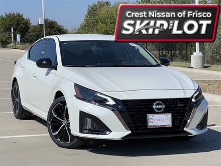 2025 Nissan Altima SR Sedan