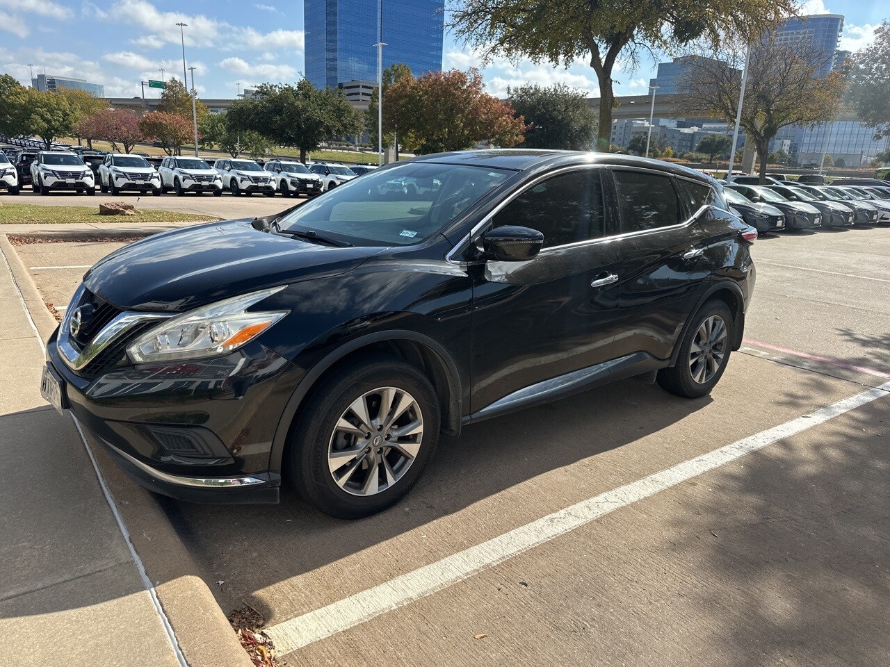 2016 Nissan Murano S photo 2