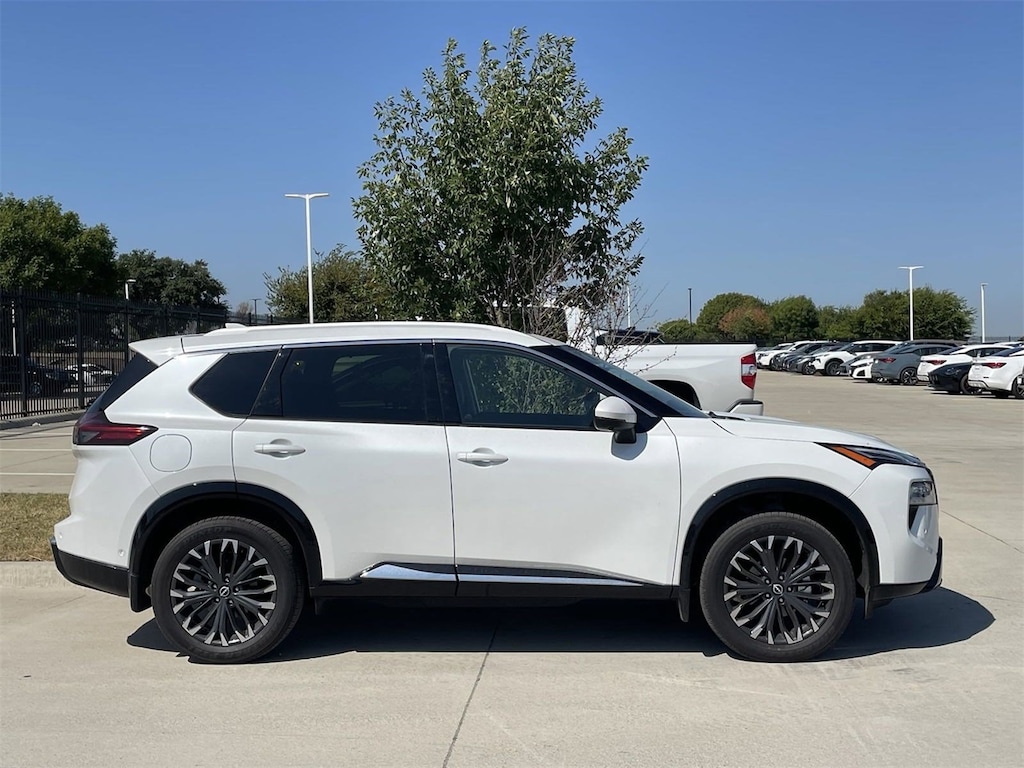 Certified 2024 Nissan Rogue Platinum For Sale in Frisco TX PRW380543