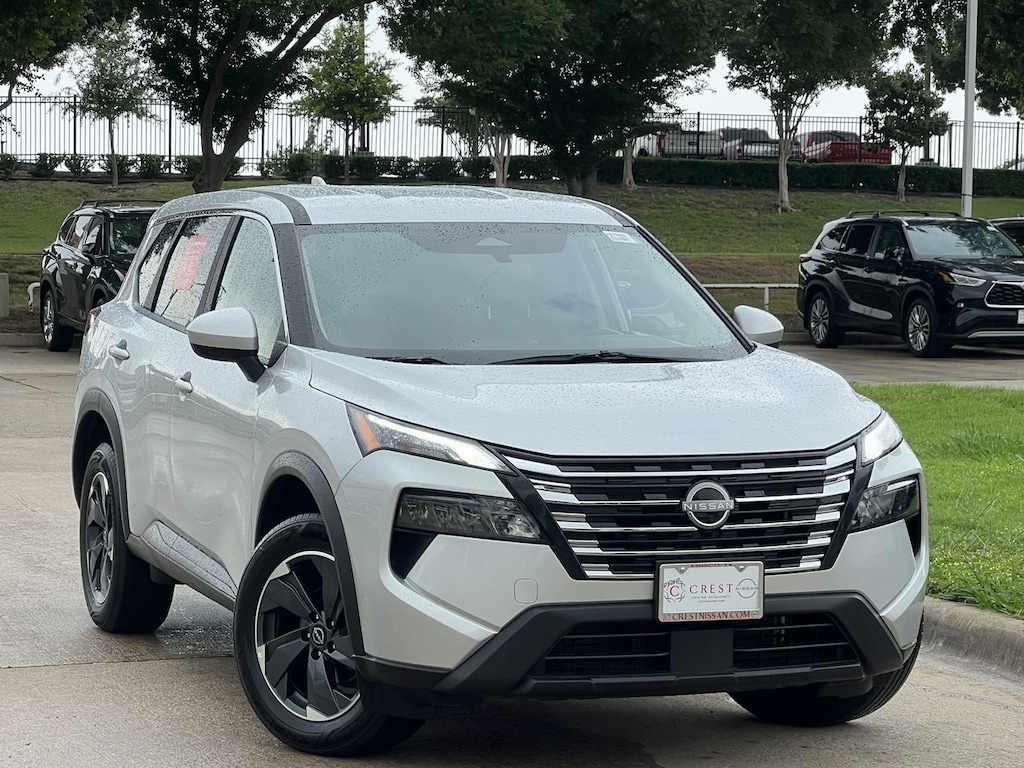 Used 2025 Nissan Rogue SV SUV