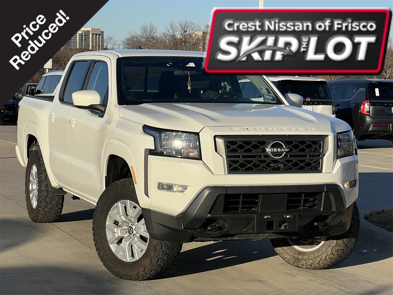 2022 Nissan Frontier SV's photo