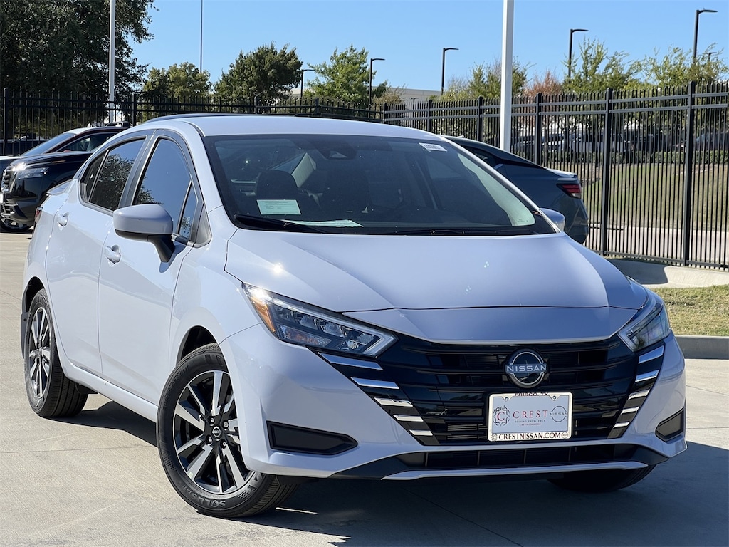 New 2025 Nissan Versa 1.6 SV Sedan
