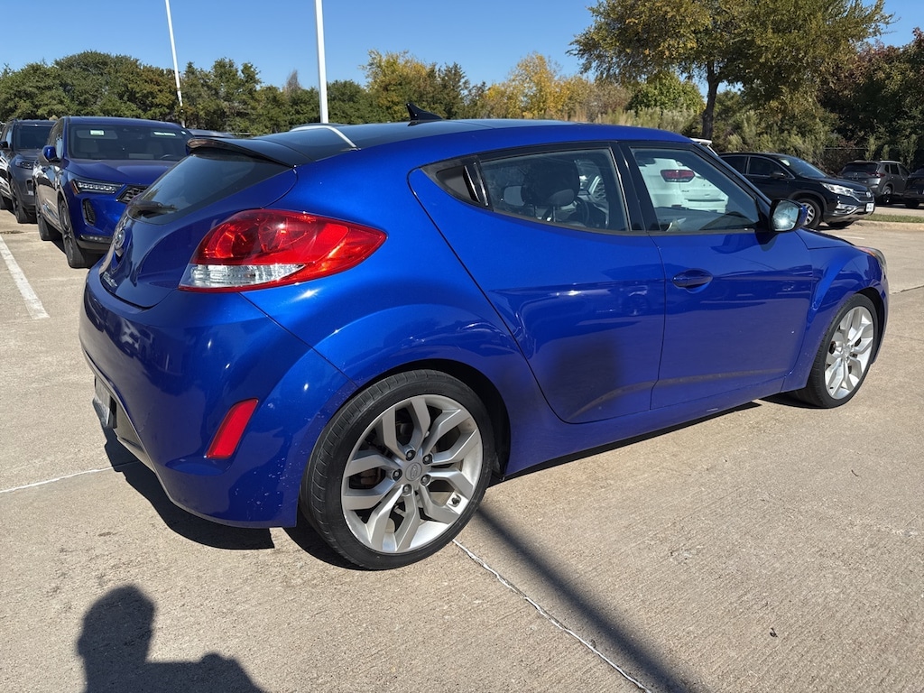 Used 2013 Hyundai Veloster Base Hatchback