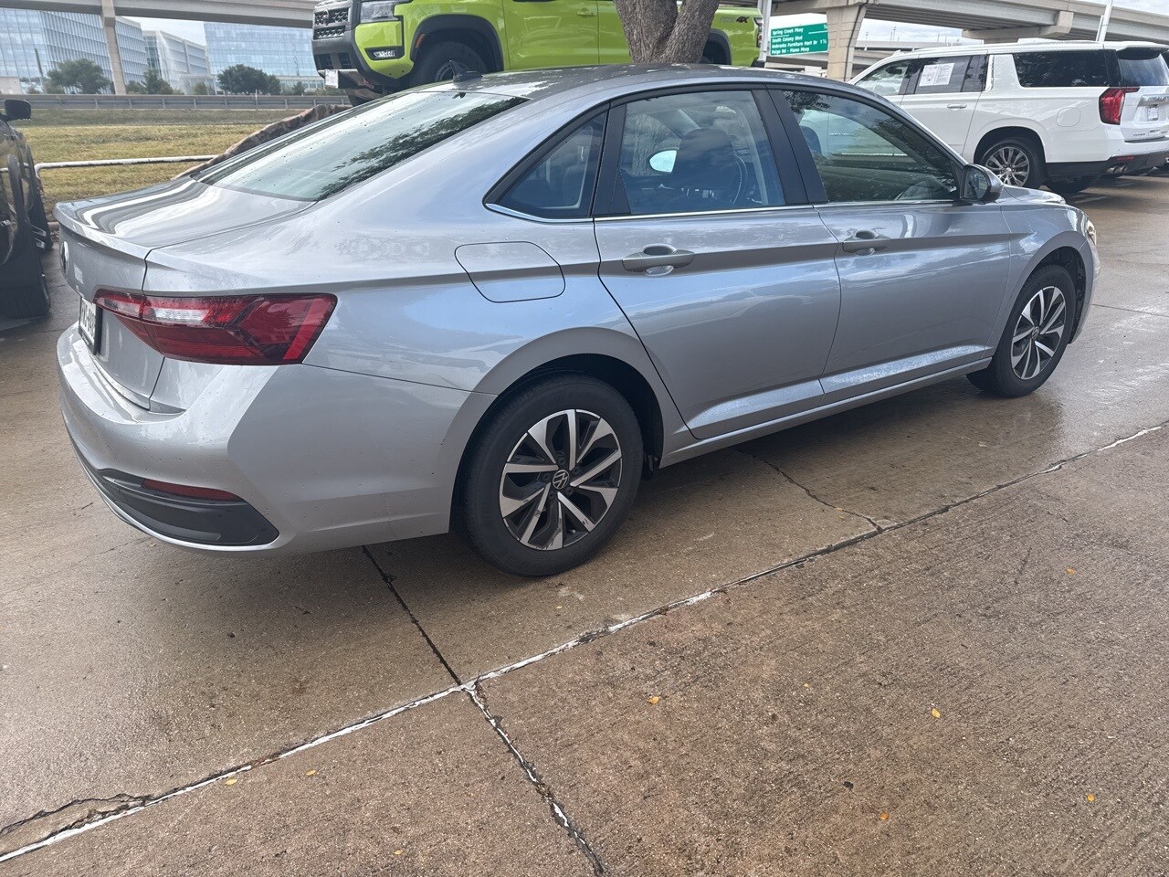 2022 Volkswagen Jetta 1.5T S photo 3