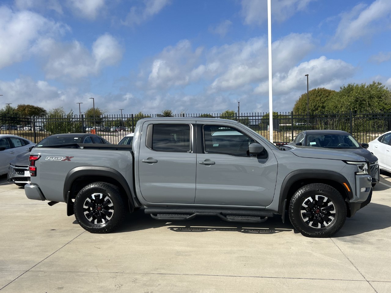 2024 Nissan Frontier 4