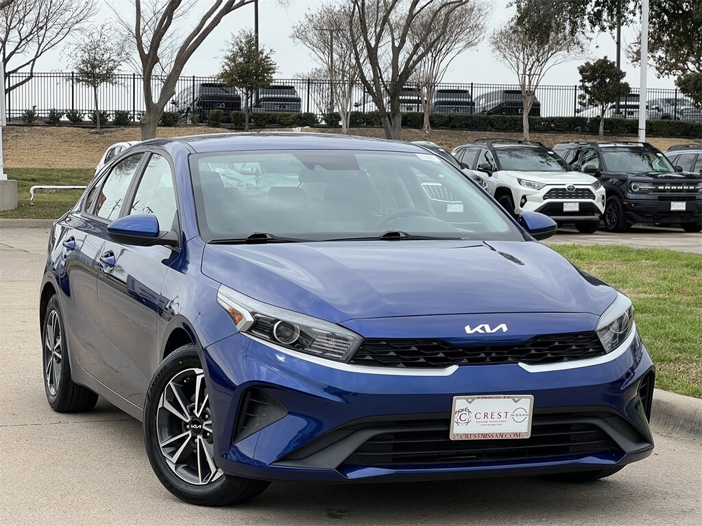 Used 2023 Kia Forte LXS Sedan