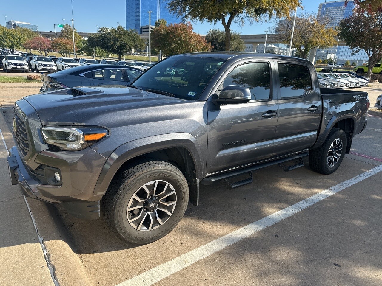 2021 Toyota Tacoma TRD Sport photo 2