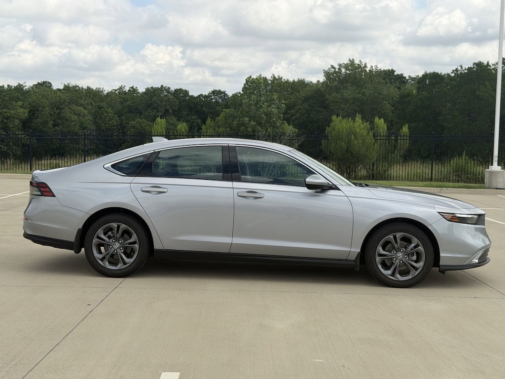 Used 2023 Honda Accord EX Sedan