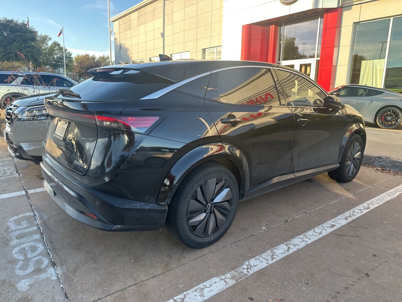 2023 Nissan ARIYA Engage Evolve+ Empower photo 3