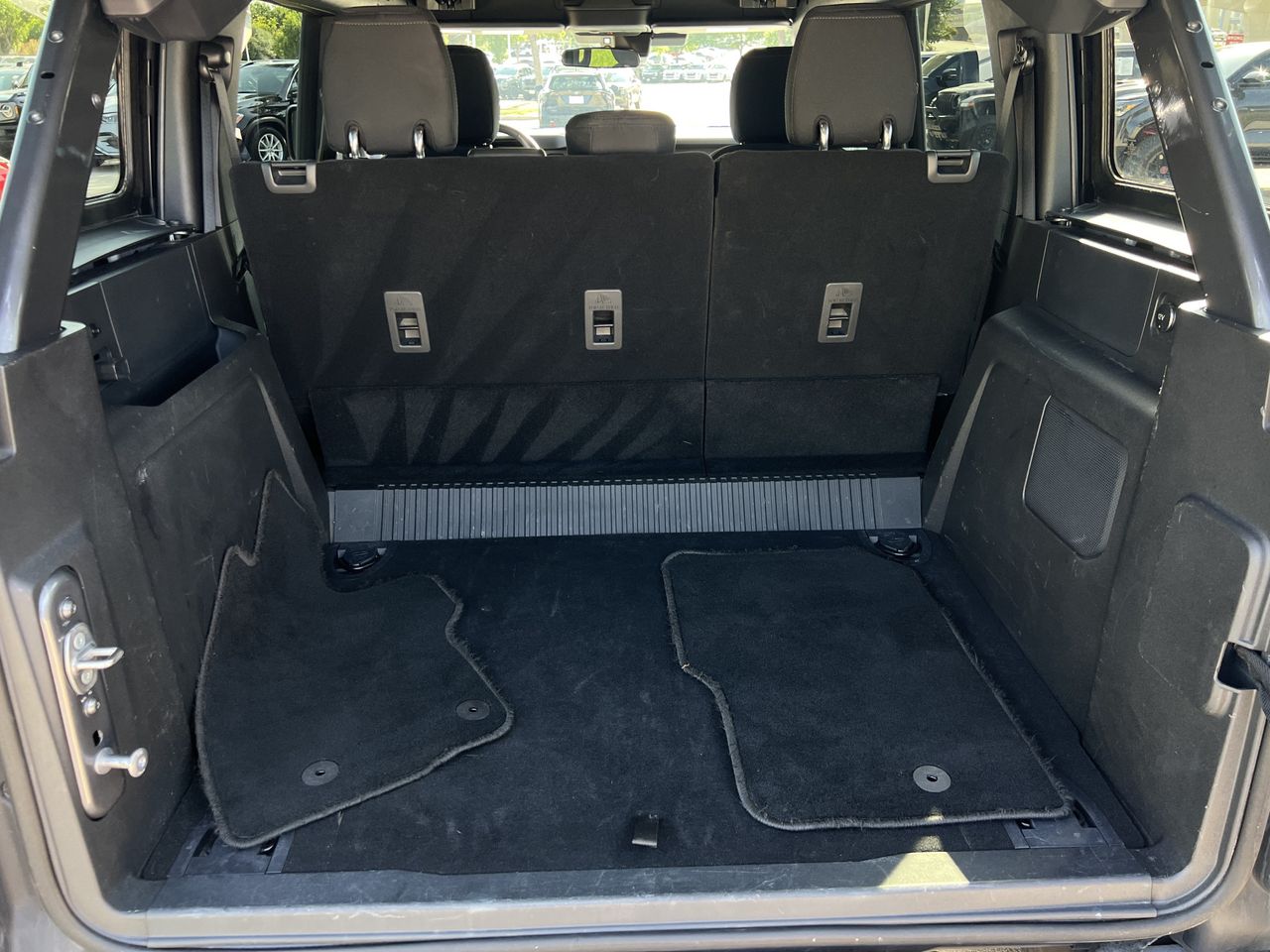 car-gallery-24