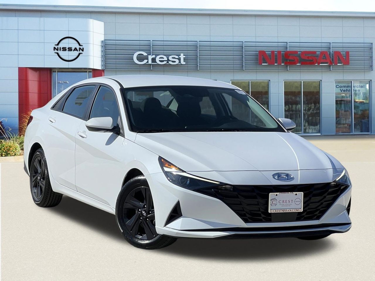 2022 Hyundai Elantra 2