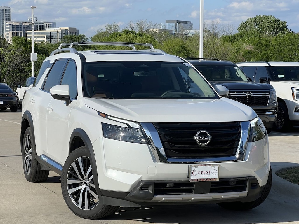 Certified 2025 Nissan Pathfinder Platinum SUV
