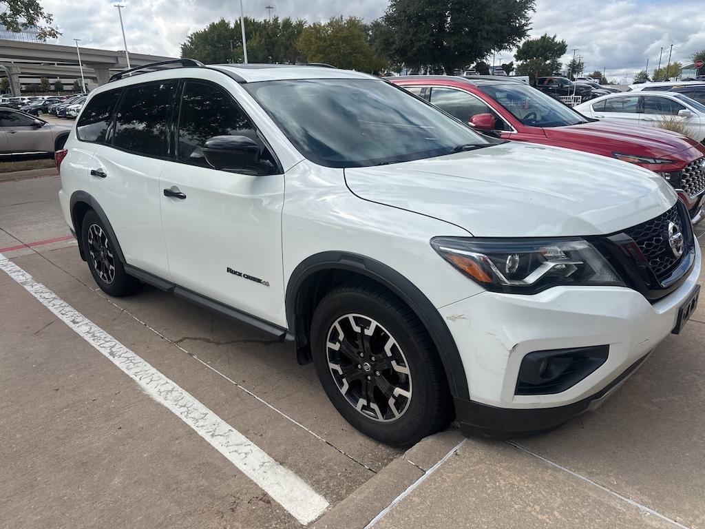 Used 2020 Nissan Pathfinder SL SUV