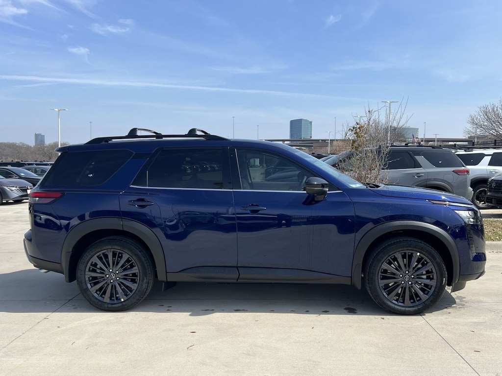 New 2026 Nissan Pathfinder SL SUV