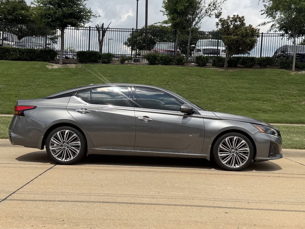 Certified 2023 Nissan Altima 2.5 SL Sedan