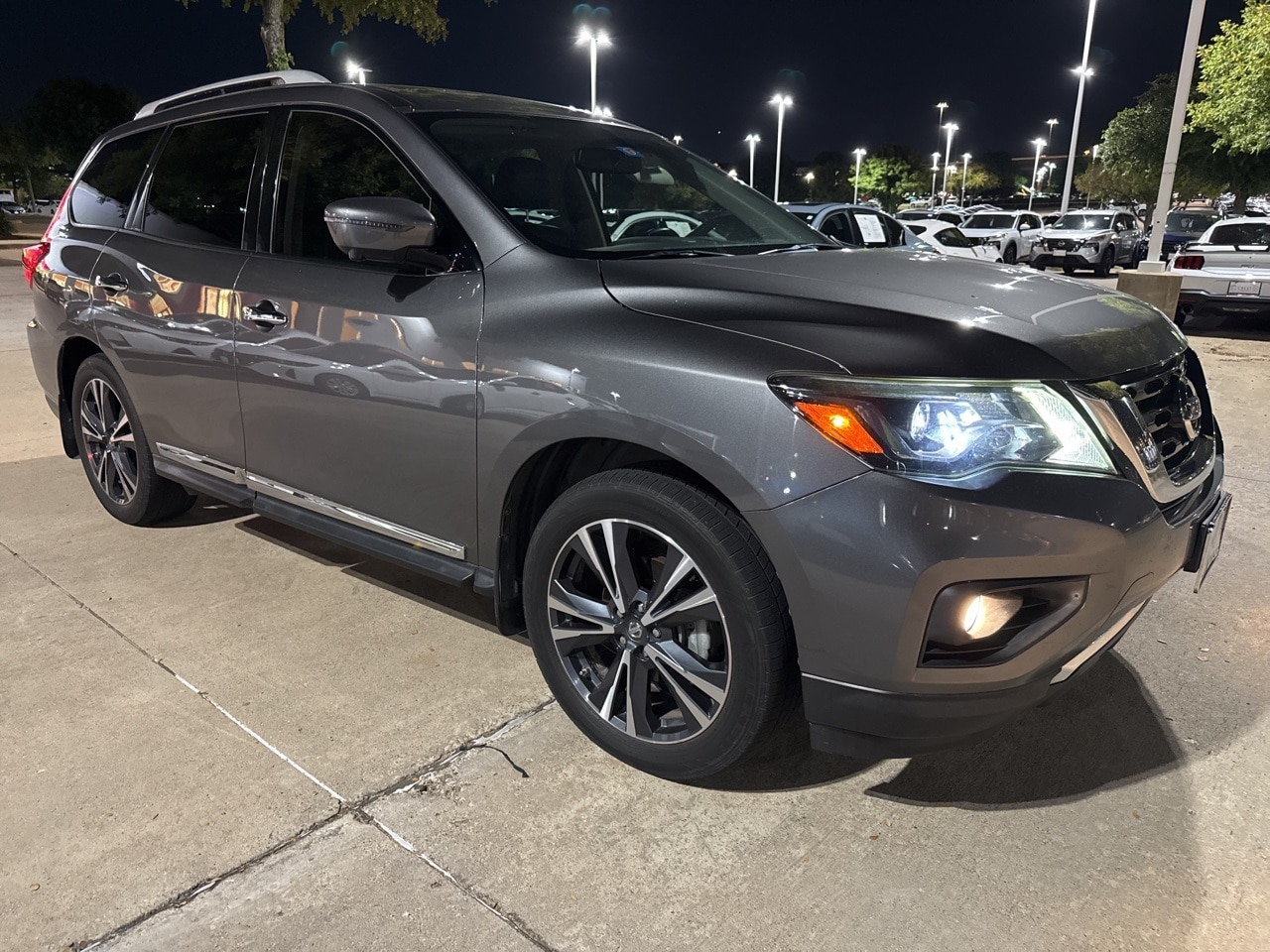 2018 Nissan Pathfinder Platinum