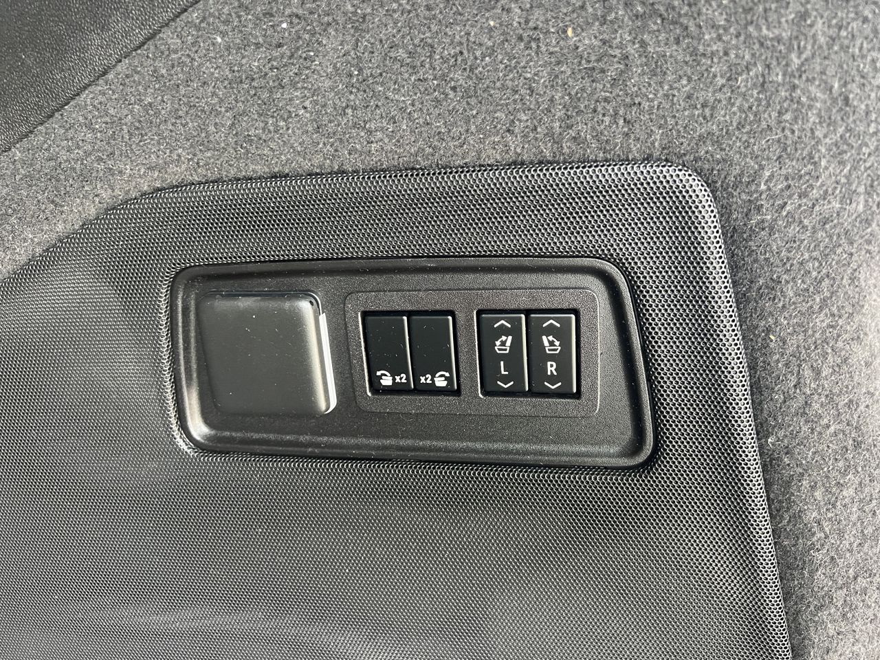 car-gallery-32