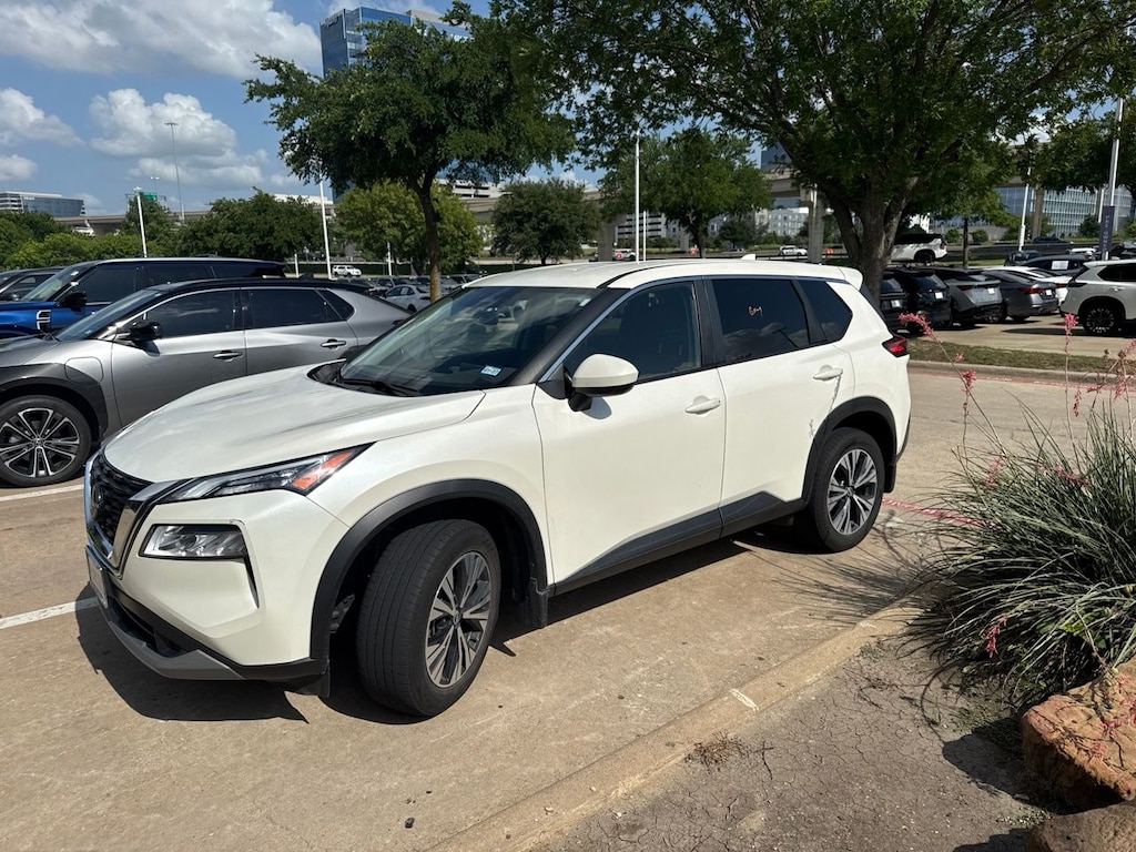 Used 2023 Nissan Rogue SV SUV
