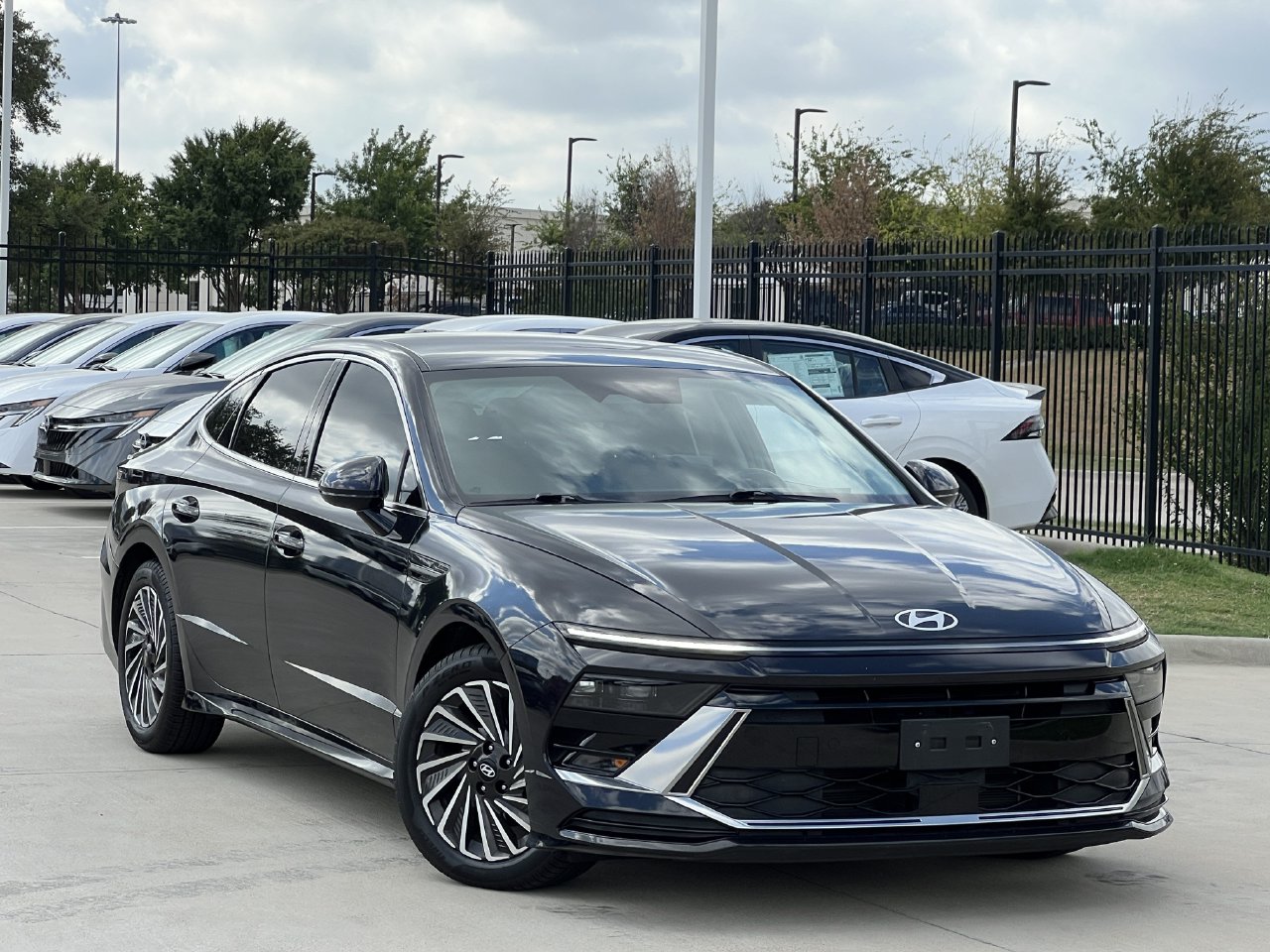 2024 Hyundai Sonata Hybrid