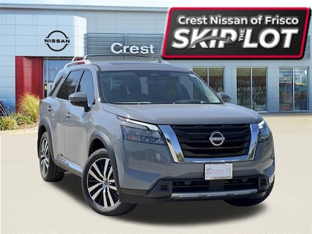 2025 Nissan Pathfinder Platinum SUV