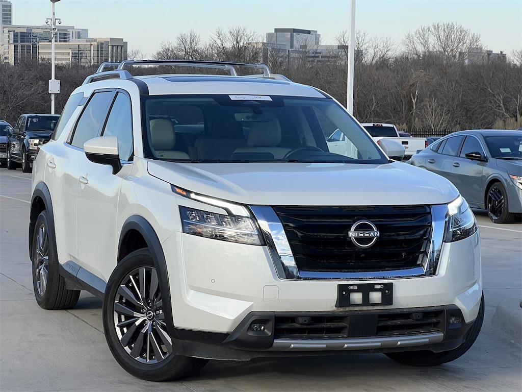 Certified 2023 Nissan Pathfinder SL SUV