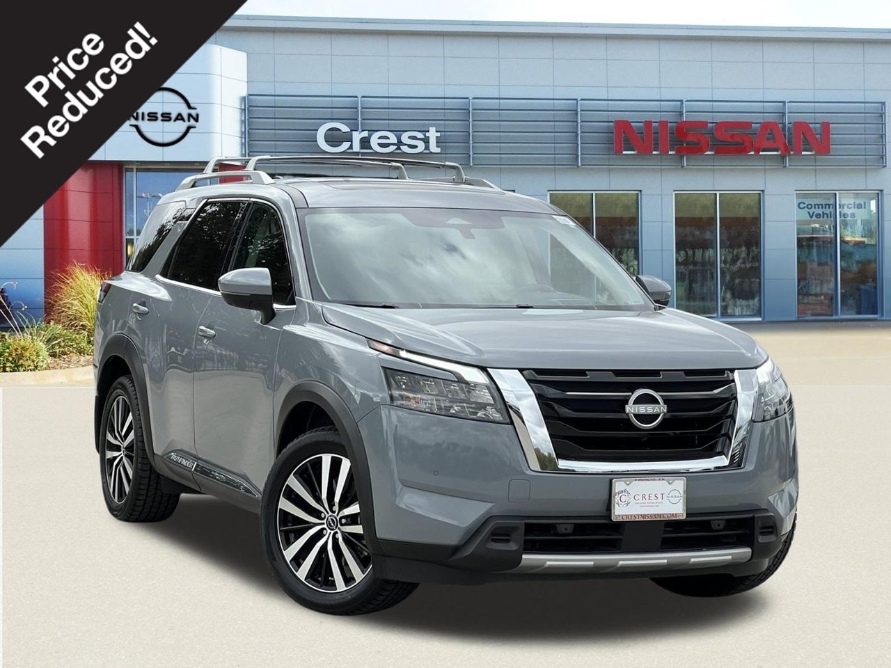 2025 Nissan Pathfinder Platinum 4WD   