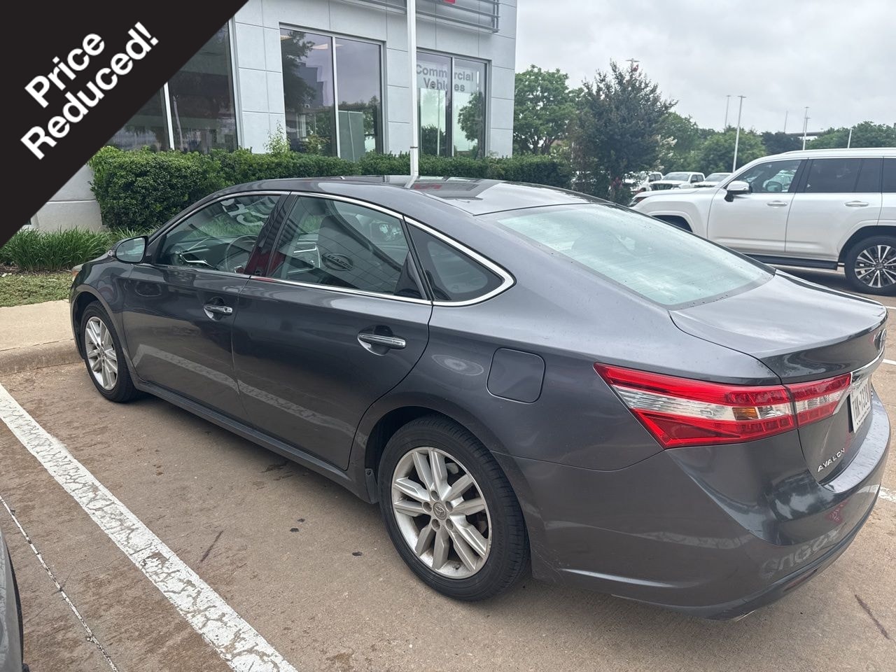 2014 Toyota Avalon XLE Premium's photo
