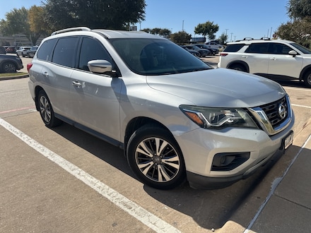 2017 Nissan Pathfinder S SUV