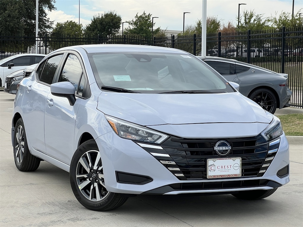 New 2025 Nissan Versa 1.6 SV Sedan
