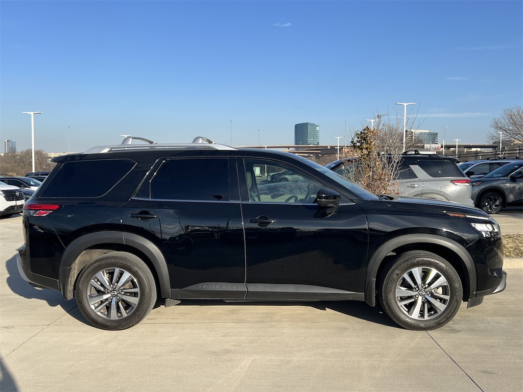 Certified 2023 Nissan Pathfinder SL SUV