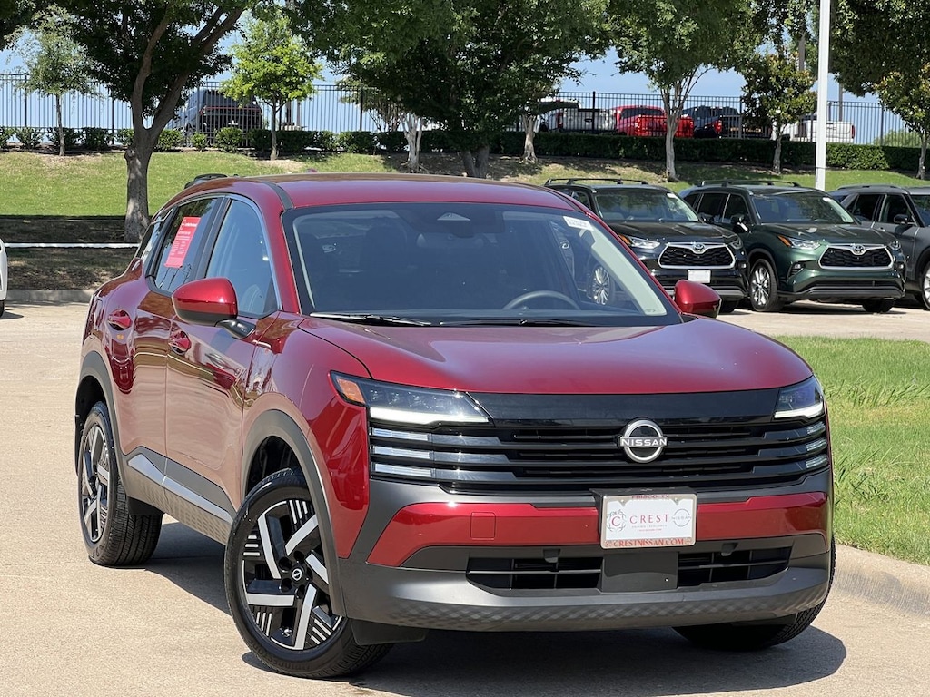 Used 2025 Nissan Kicks SV SUV