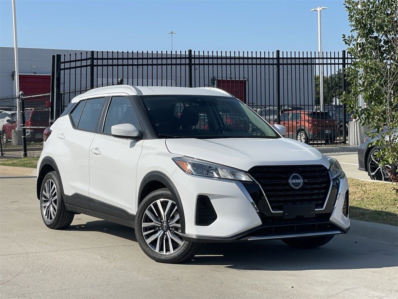 Certified 2024 Nissan Kicks SV with VIN 3N1CP5CV5RL472646 for sale in Frisco, TX