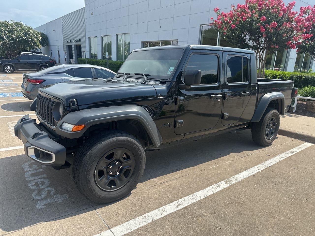 Used 2024 Jeep Gladiator Sport with VIN 1C6HJTAG2RL101542 for sale in Frisco, TX