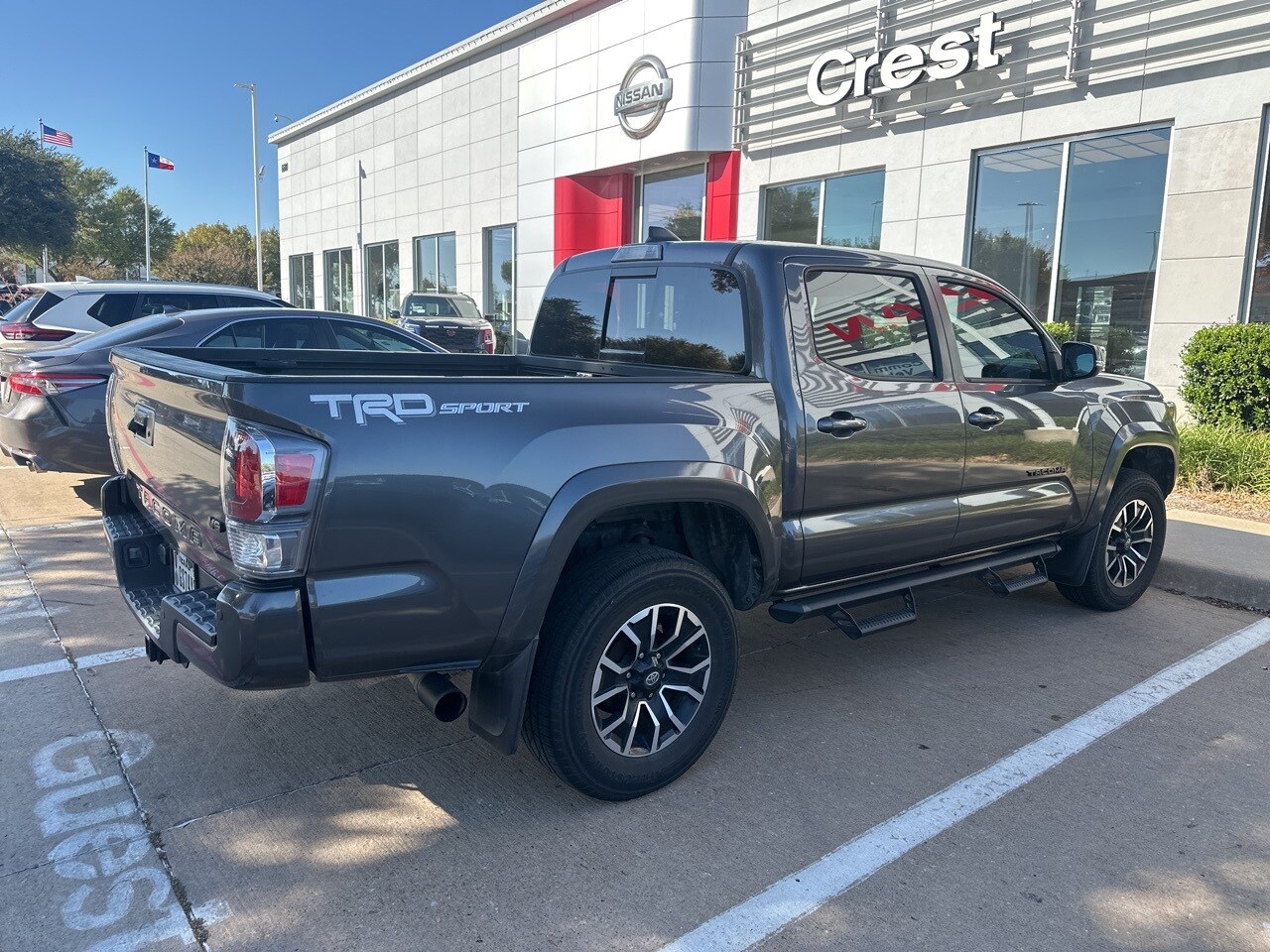 2021 Toyota Tacoma TRD Sport photo 4