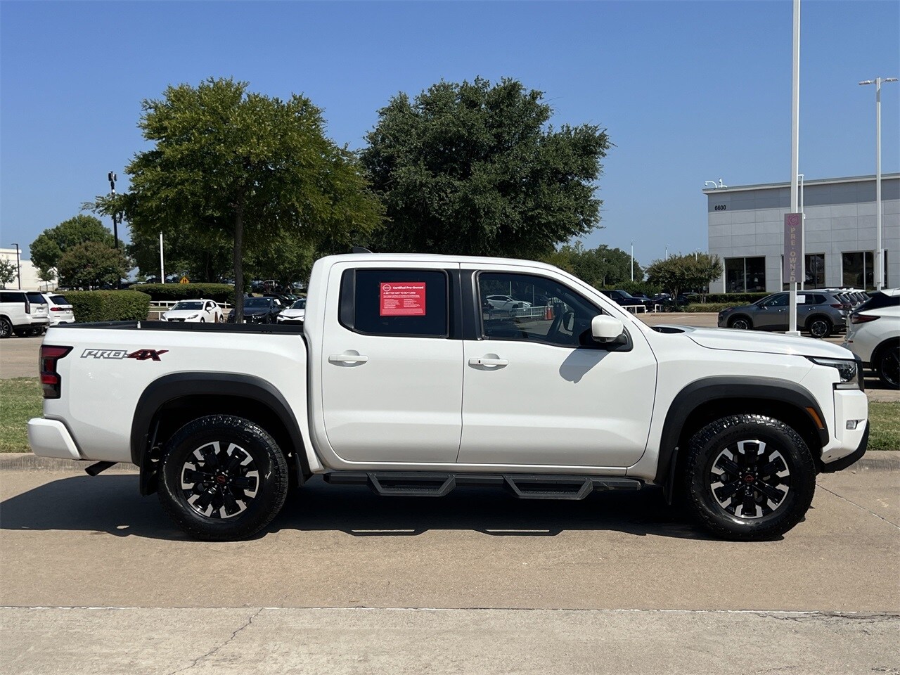 2024 Nissan Frontier PRO-4X photo 3