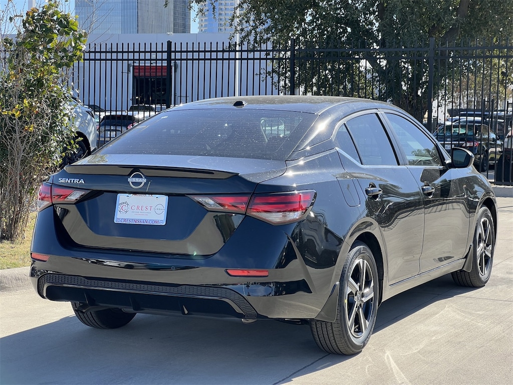 New 2025 Nissan Sentra SV Sedan