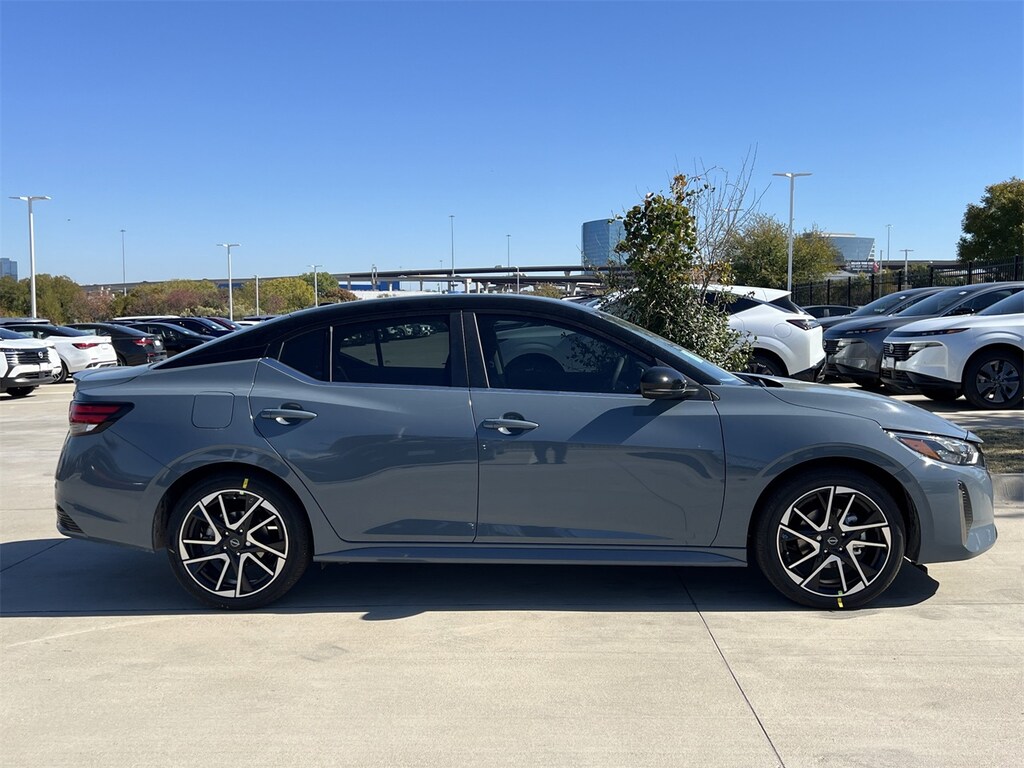 New 2025 Nissan Sentra SR Sedan