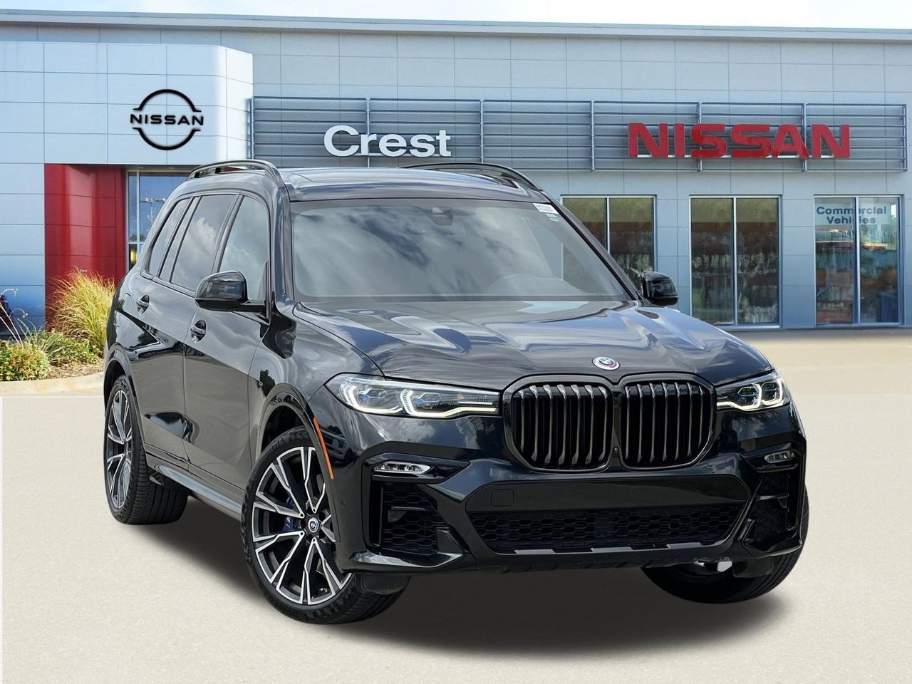 2022 BMW X7 M50i's photo