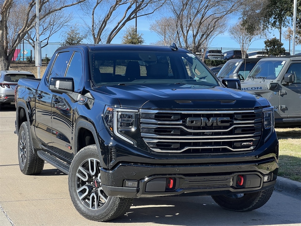 Used 2025 GMC Sierra 1500 AT4 Truck Crew Cab