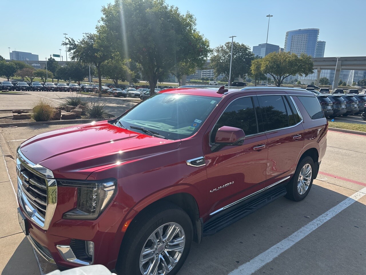 2021 Gmc Yukon SLT photo 2