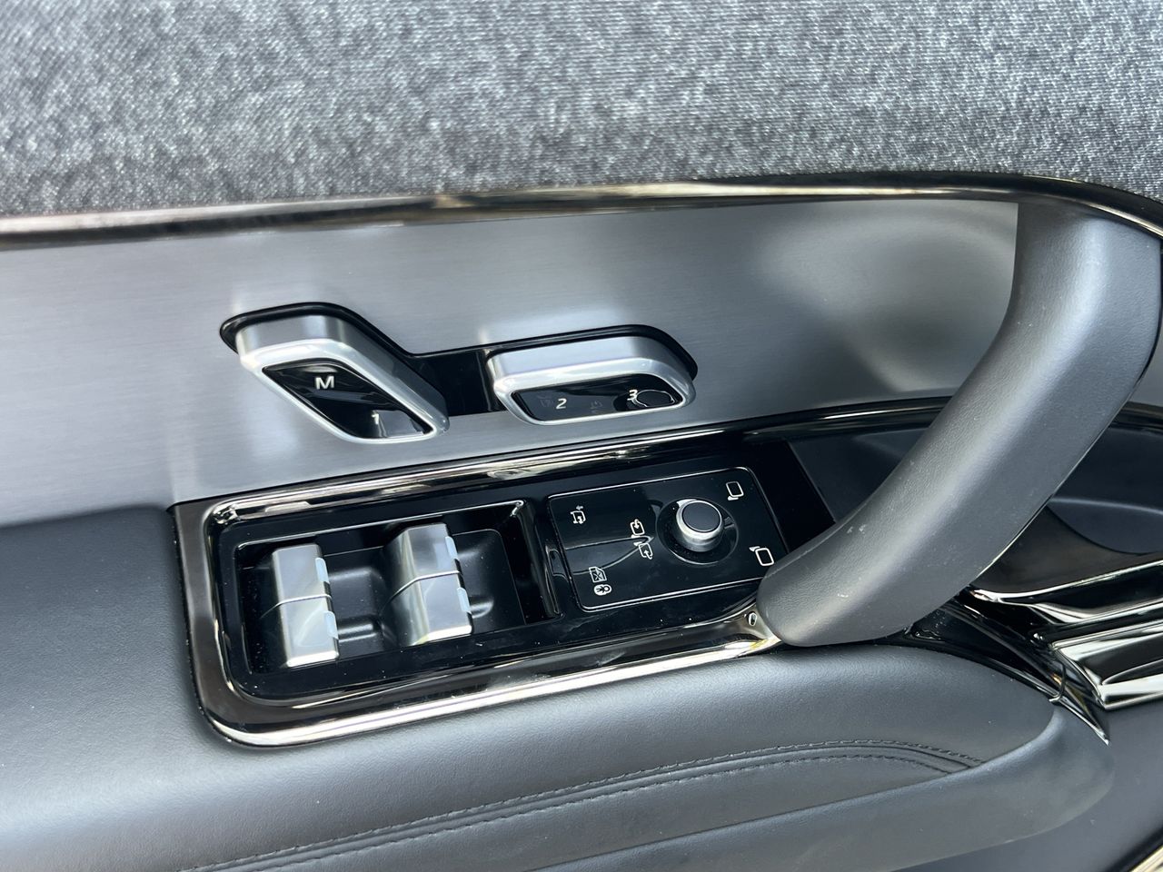 2025 Land Rover Range Rover Sport 23