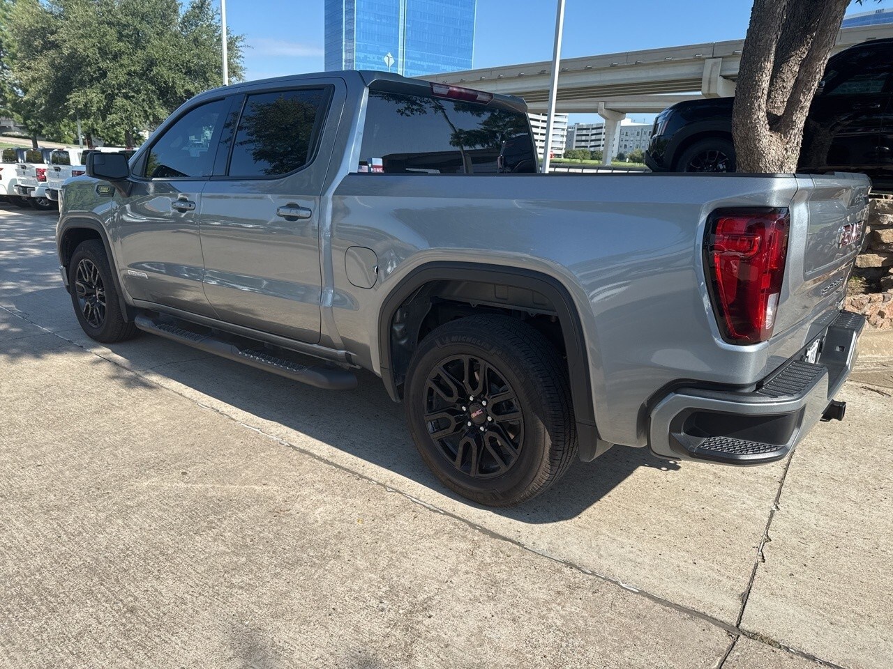 2023 Gmc Sierra 1500 Elevation photo 4