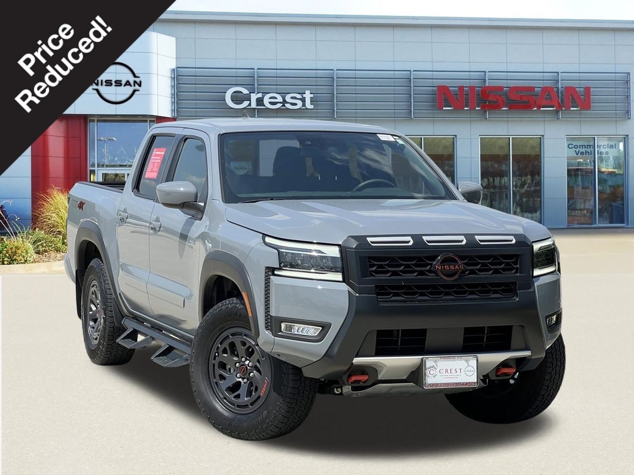 2025 Nissan Frontier PRO-4X Crew Cab 4X4's photo