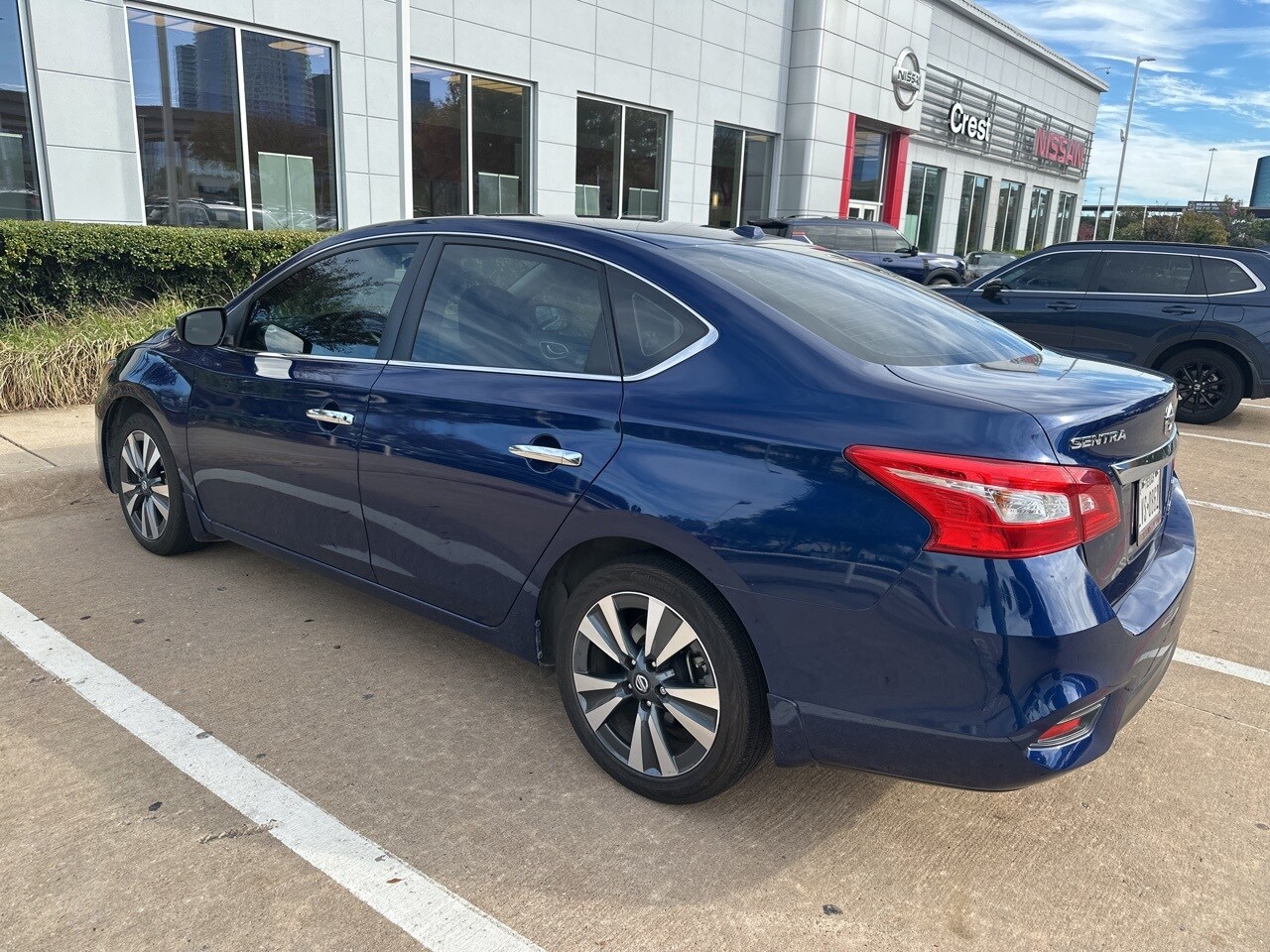 2019 Nissan Sentra SV photo 3